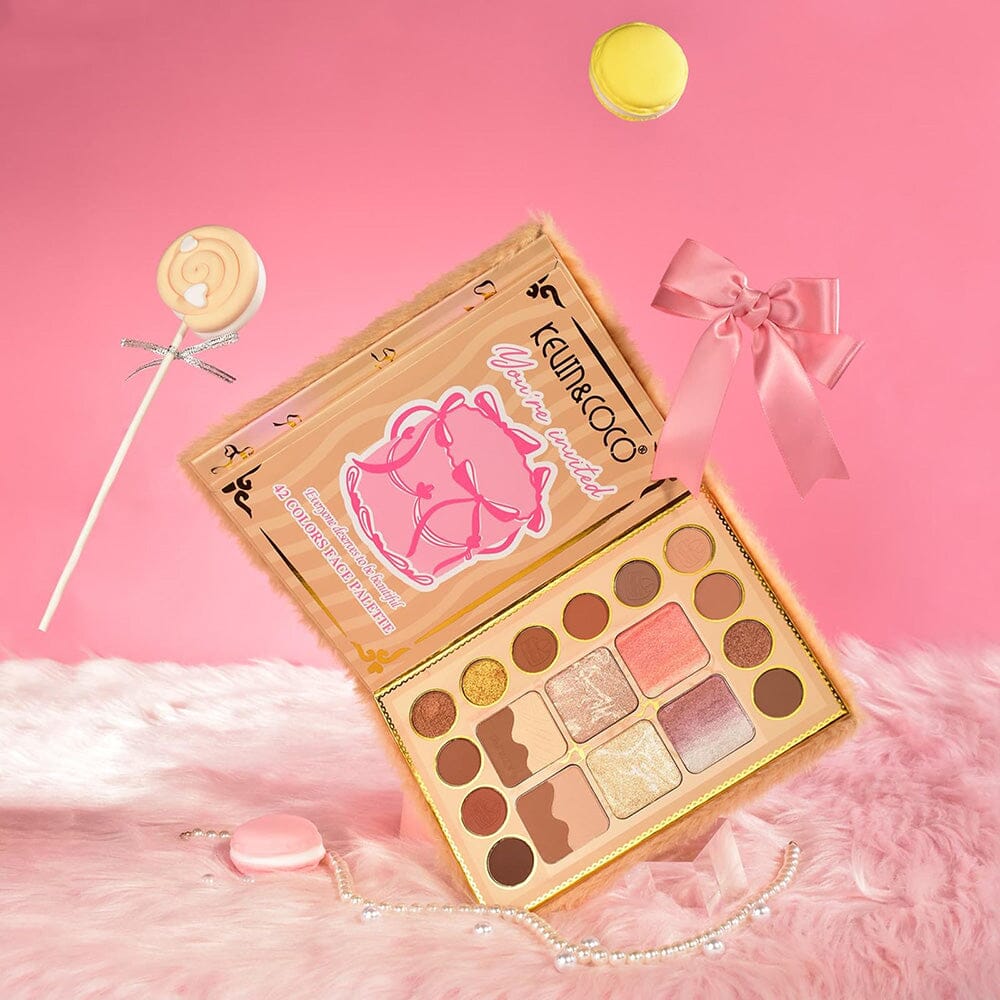 Brown Fuzzy Face Makeup Palette (1 unit)