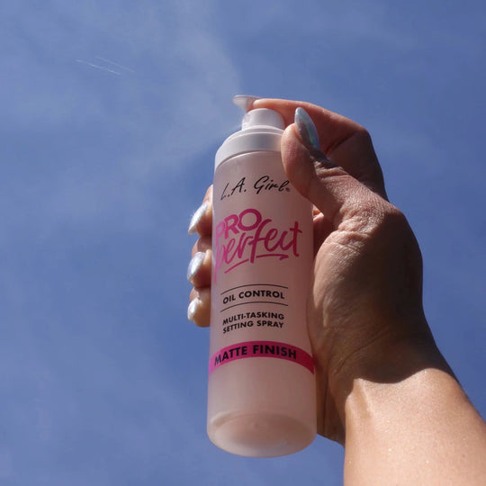 Pro Perfect Long-Wear Setting Spray (3 units)