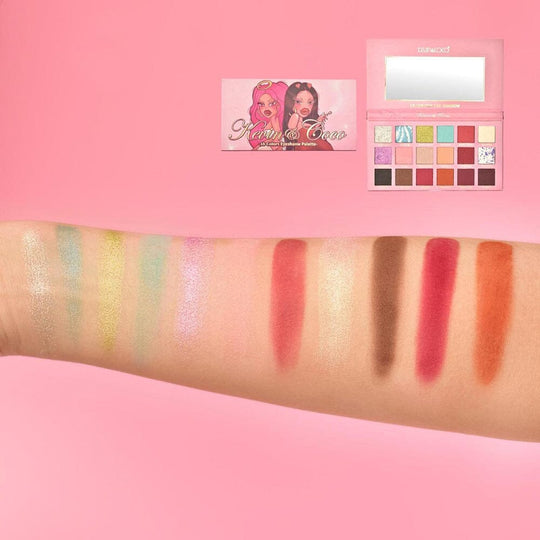 Spotlight City 18-Color Eyeshadow Palette W/ Tester (12 units)
